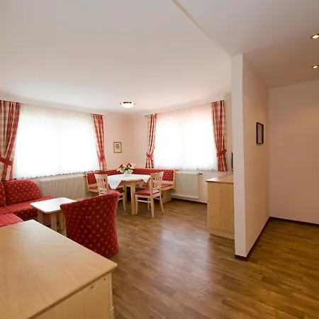 Apartahotel Hanneshof 4*